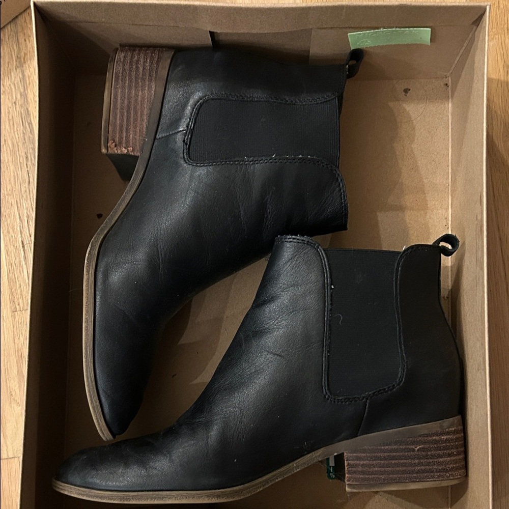 Lucky Brand Black Ankle Booties
